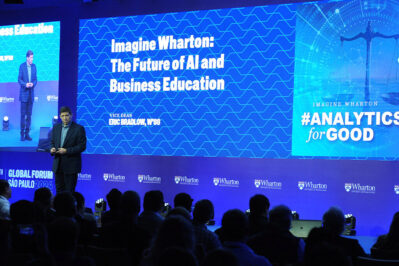 Photo of Professor Eric Bradlow speaking at Wharton Global Forum in São Paulo