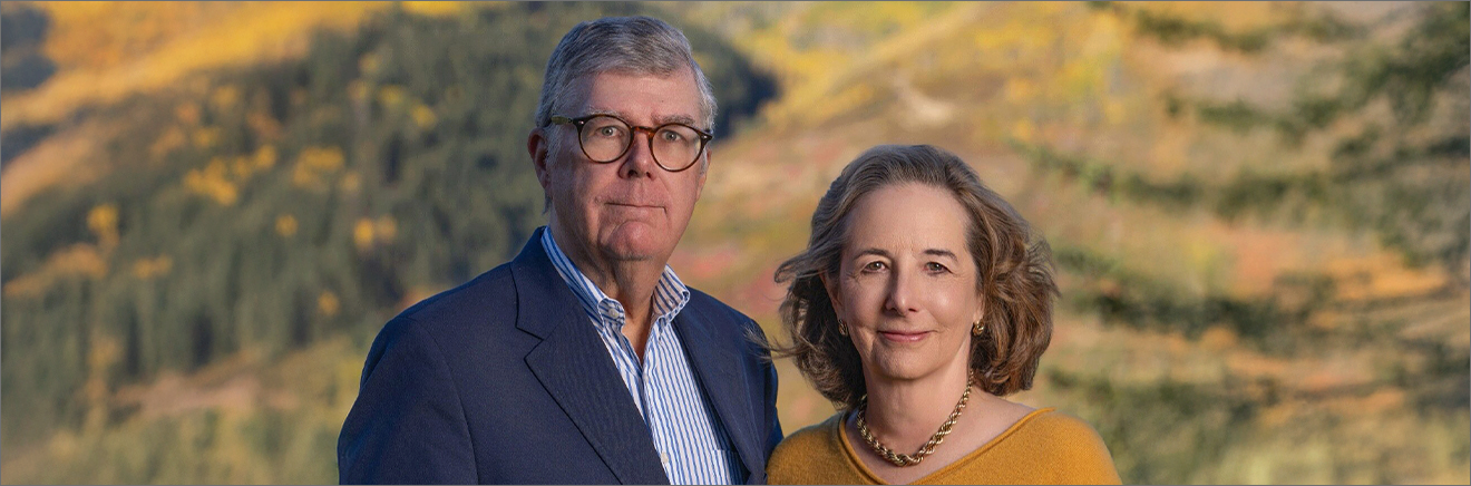 Picture of Scott A. Wieler, WG’87, and his wife, Mary Baily Wieler